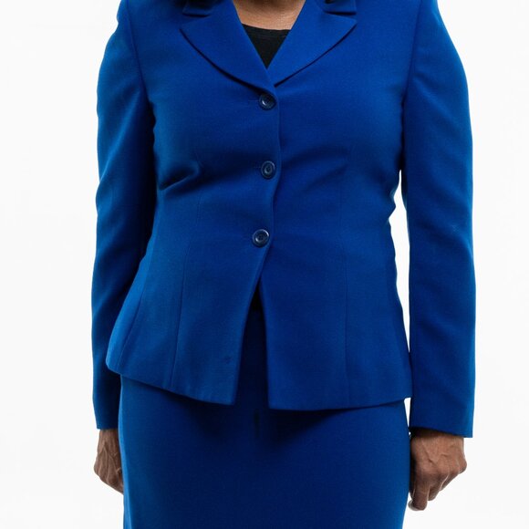 Bold in Blue Pleated Skirt Suit – Le Suit (Size 10) - Picture 3 of 7